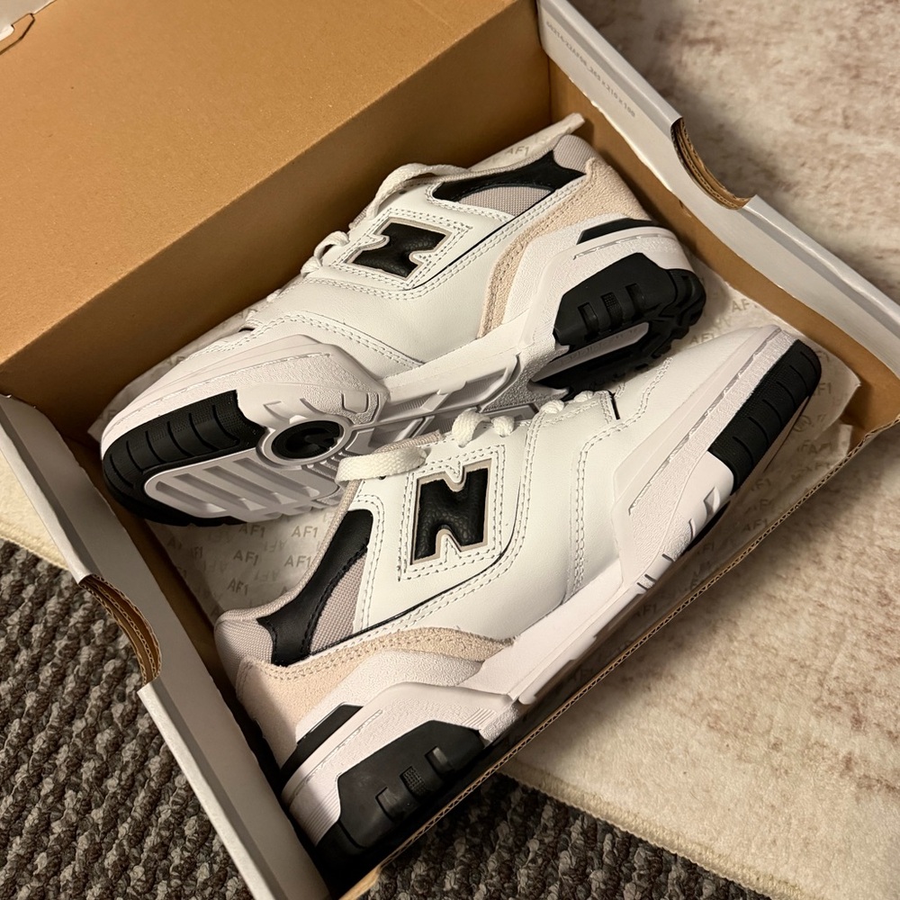 New Balance 550’s